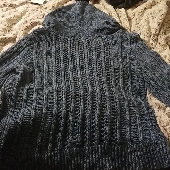 AE Open Weave Hoodie - Picture 5 of 5